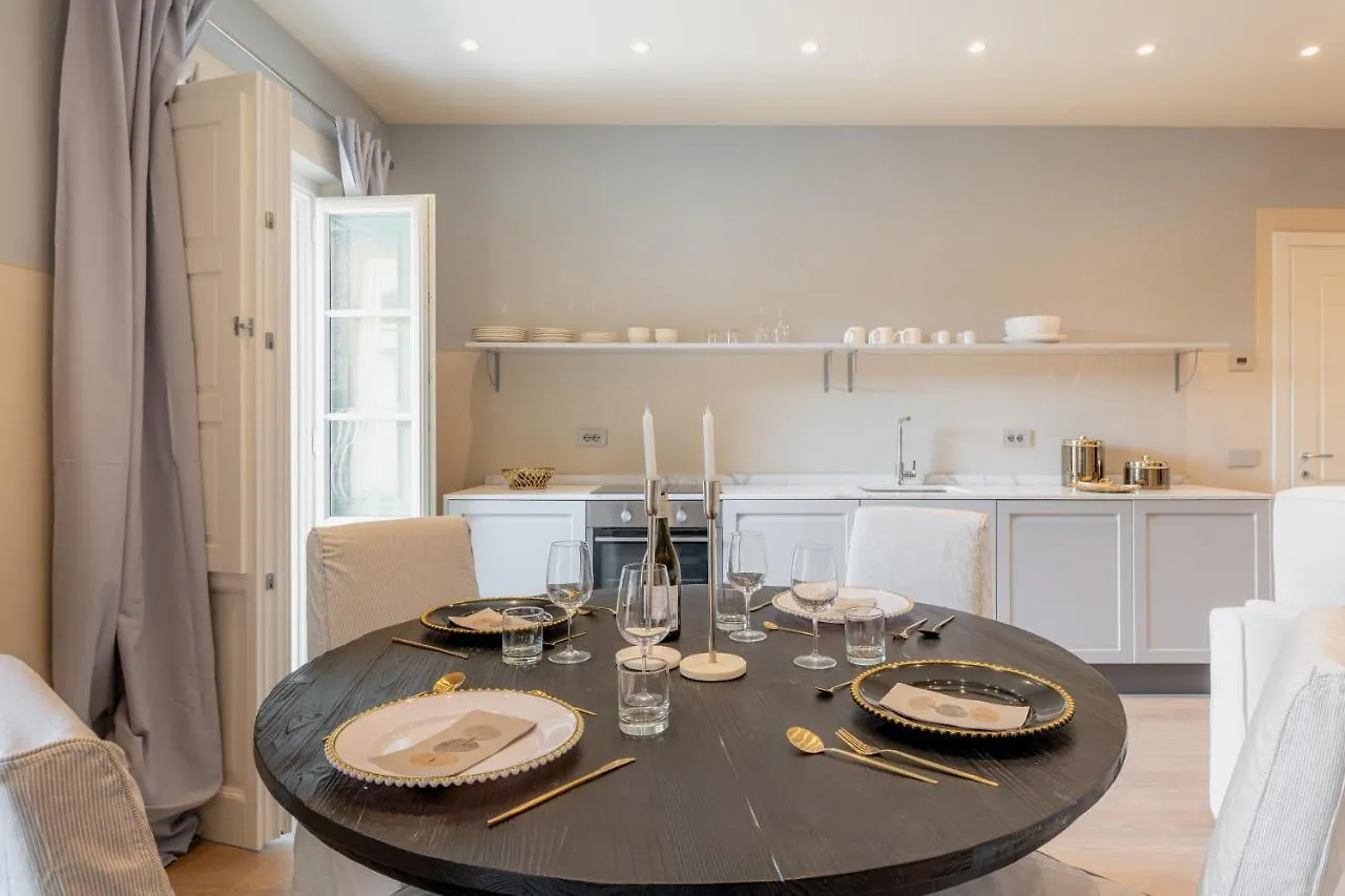 Serendipity Apartment 루카