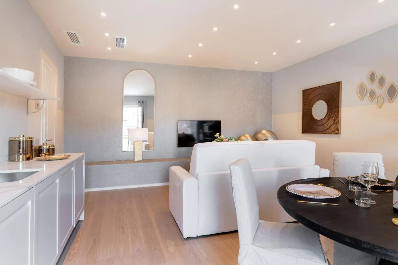Serendipity Apartment 루카